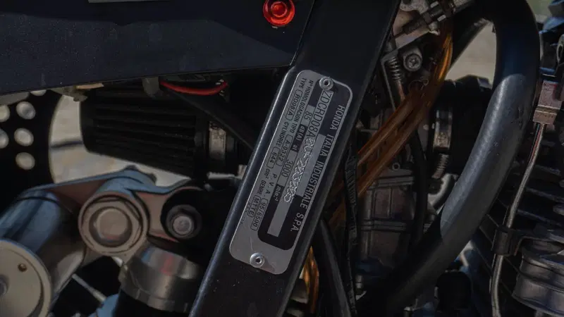 Honda NX 650 Dominator (1996 - 02) (6)