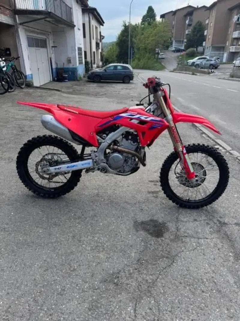 Honda CRF 250R (2023) (4)
