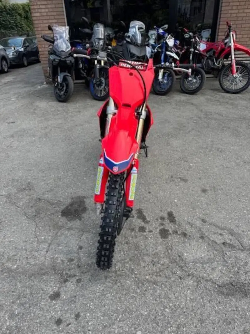 Honda CRF 250R (2023) (2)