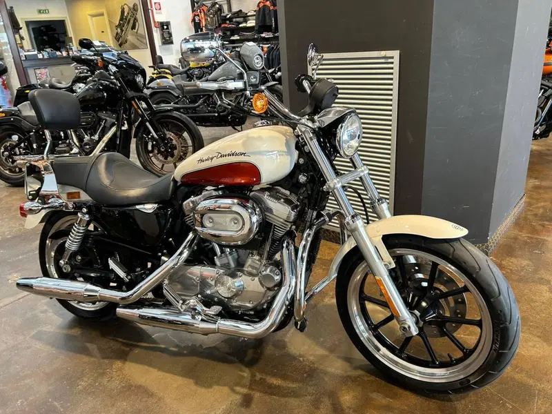 Harley-Davidson 883 Low (2008 - 12) - XL 883L (3)