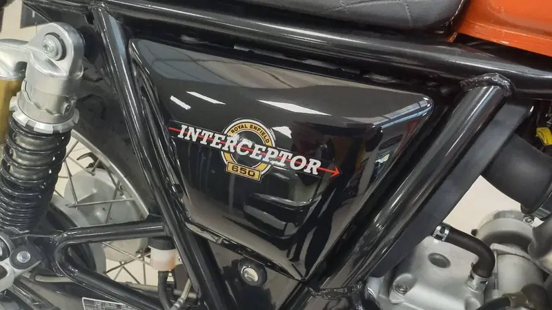 Royal Enfield Interceptor 650 (2019 - 20) (11)
