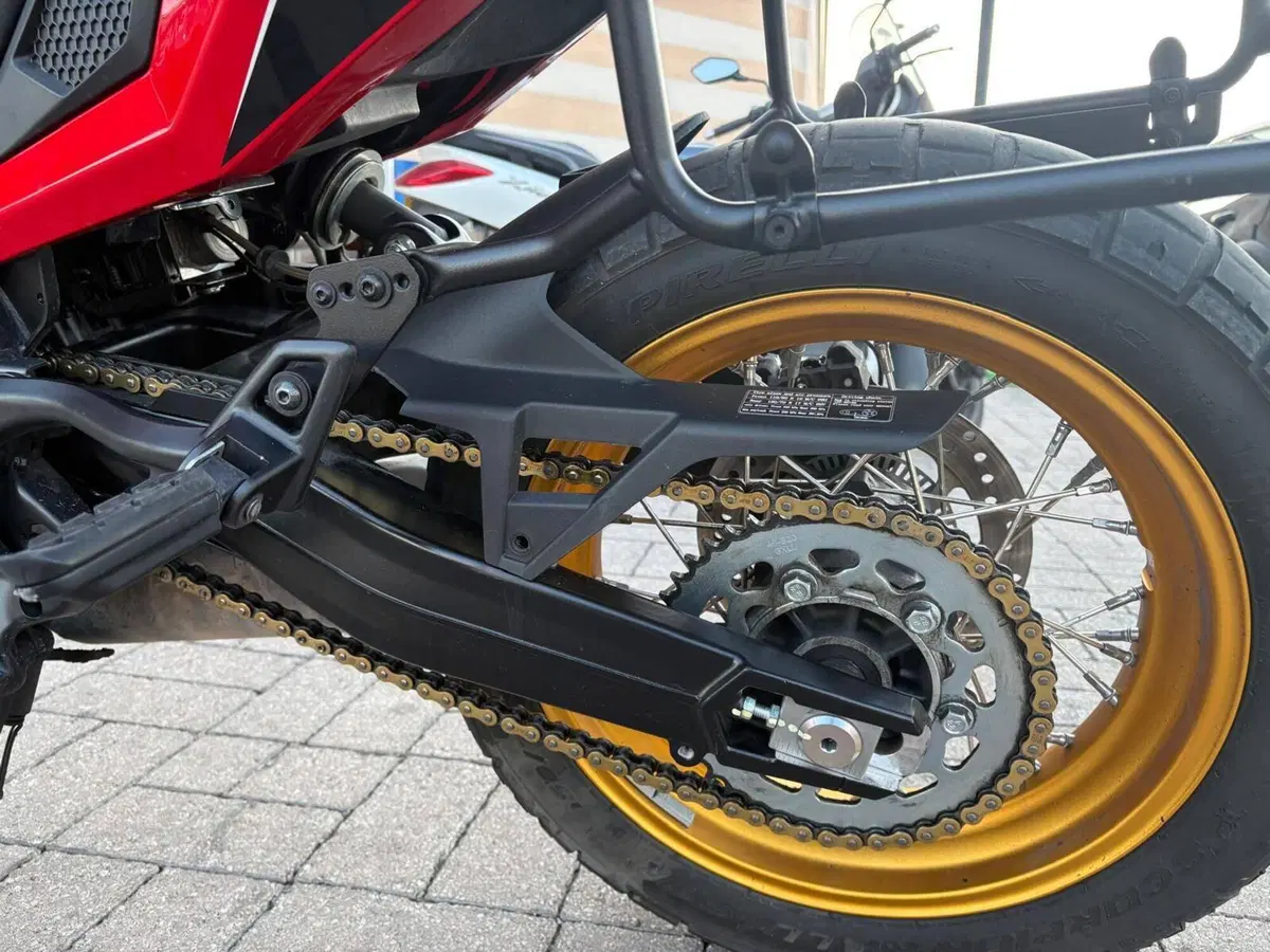 Moto Morini X-Cape 650 Gold Wheels Edition (2022 - 26) (5)