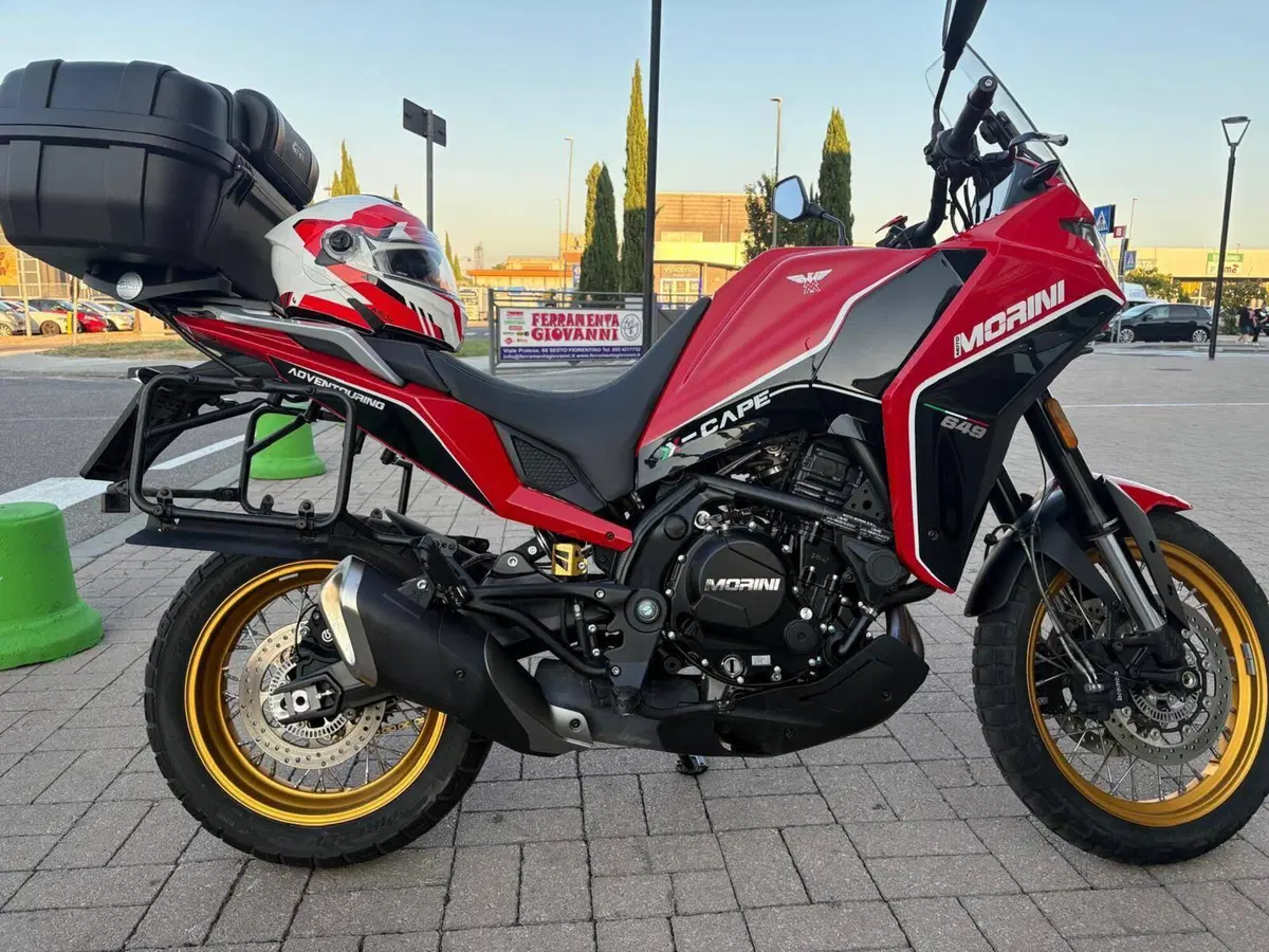 Moto Morini X-Cape 650 Gold Wheels Edition (2022 - 26) (2)