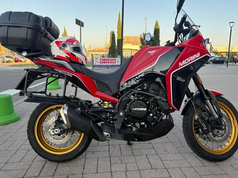Moto Morini X-Cape 650 Gold Wheels Edition (2022 - 26) (2)