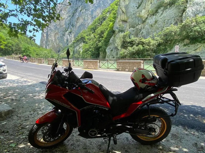Moto Morini X-Cape 650 Gold Wheels Edition (2022 - 26) (9)