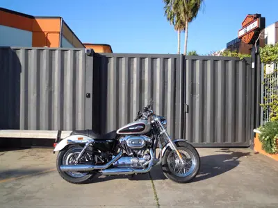 Harley-Davidson 1200 Custom ABS (2014 - 16) - XL 1200C usata