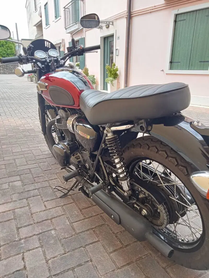 Kawasaki W 800 (2010 - 17) (3)