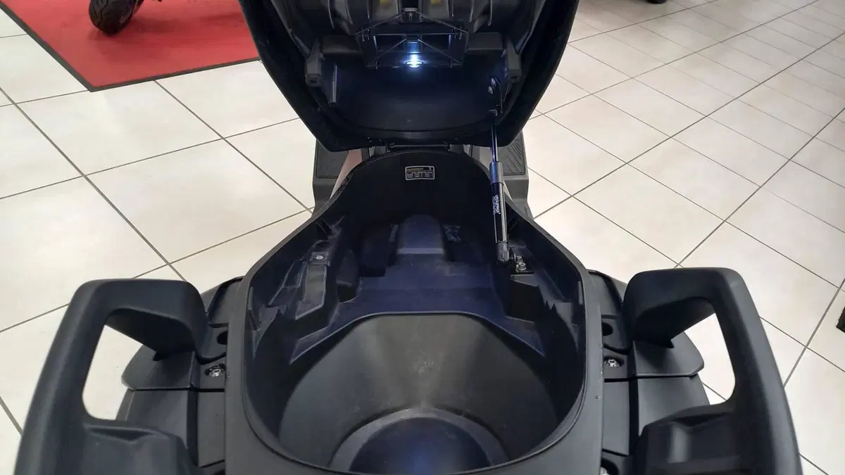 Voge Sfida SR4 (2022 - 24) (12)