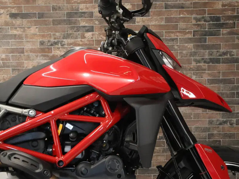 Ducati Hypermotard 950 SP (2022 - 25) (16)