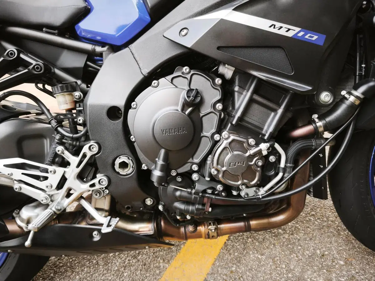 Yamaha MT-10 (2017 - 20) (3)