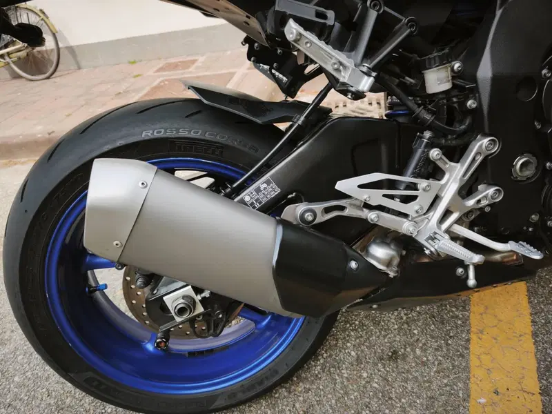Yamaha MT-10 (2017 - 20) (4)
