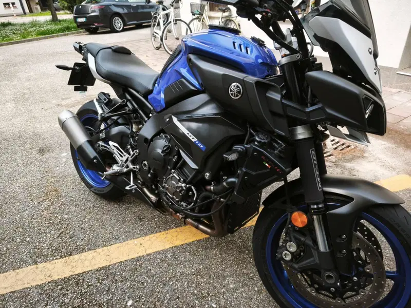 Yamaha MT-10 (2017 - 20) (5)