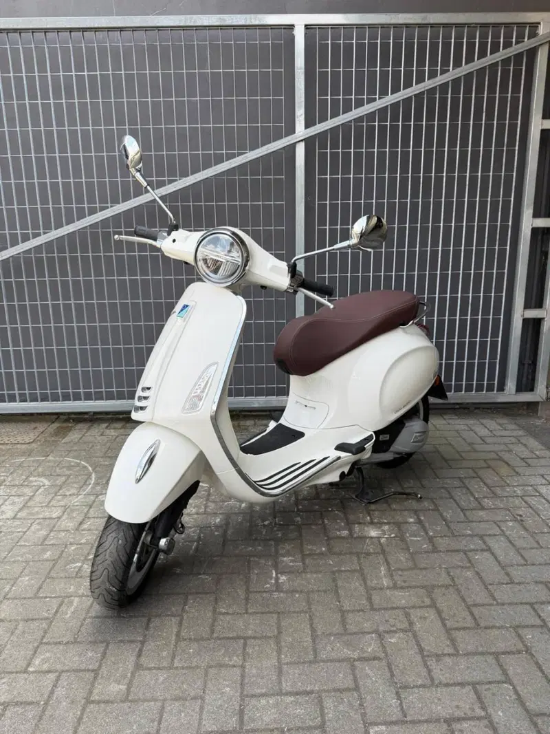 Vespa Primavera 150 (2021 - 23) (3)