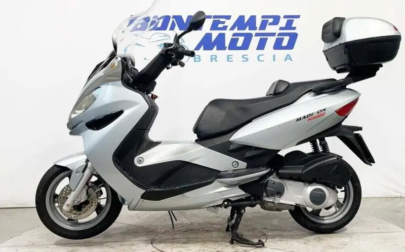 Malaguti Madison 250 RS (2003 - 04) (2)