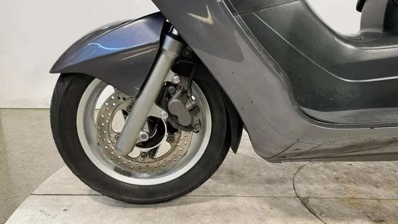 Yamaha Majesty 400 (2004 - 08) (3)