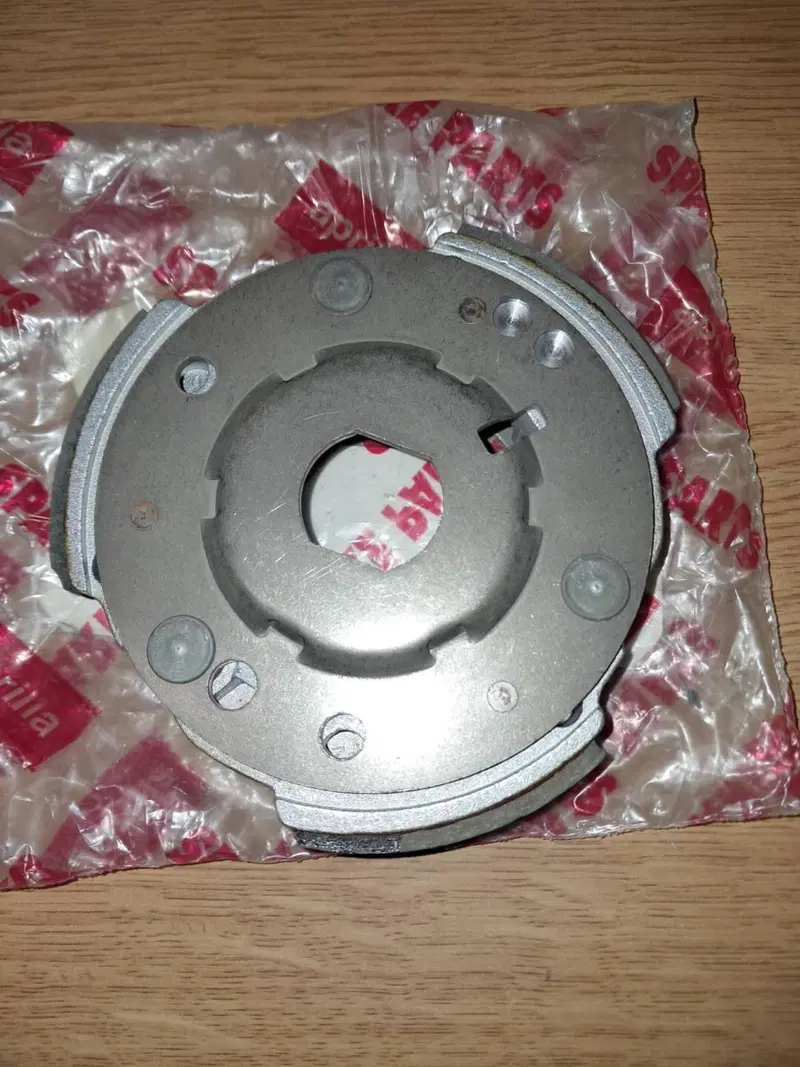 frizione Aprilia leonardo Scarabeo 150 (2)