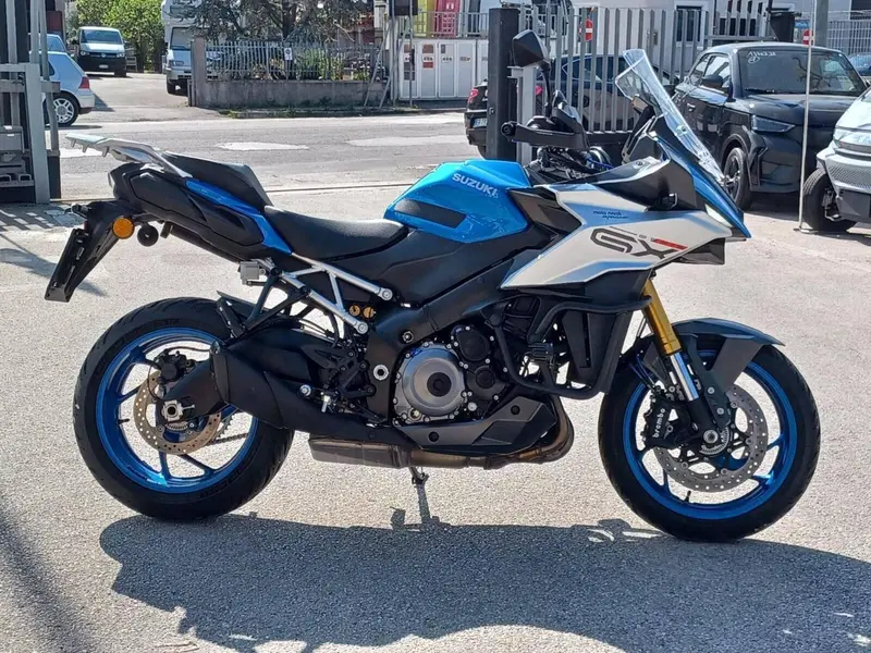 Suzuki GSX-S1000GX (2024 - 26) (3)