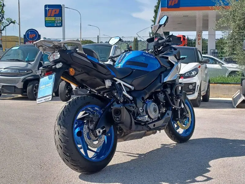 Suzuki GSX-S1000GX (2024 - 26) (7)