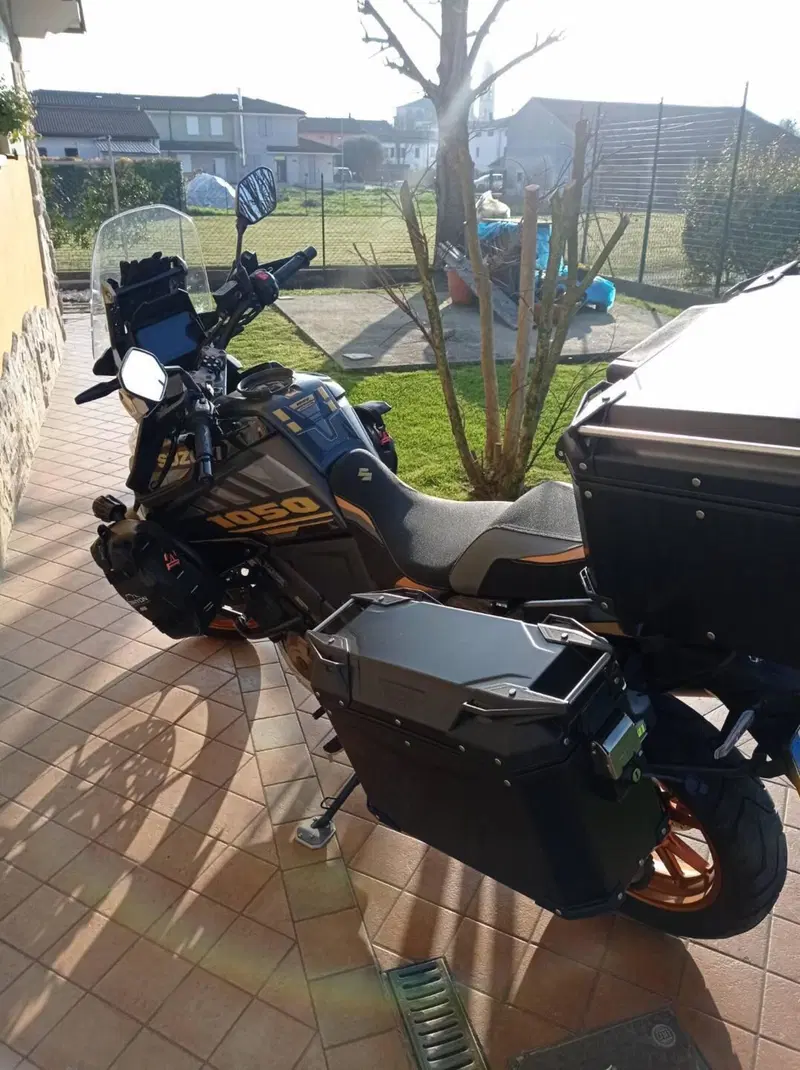 Suzuki V-Strom 1050XT (2020 - 23) (3)