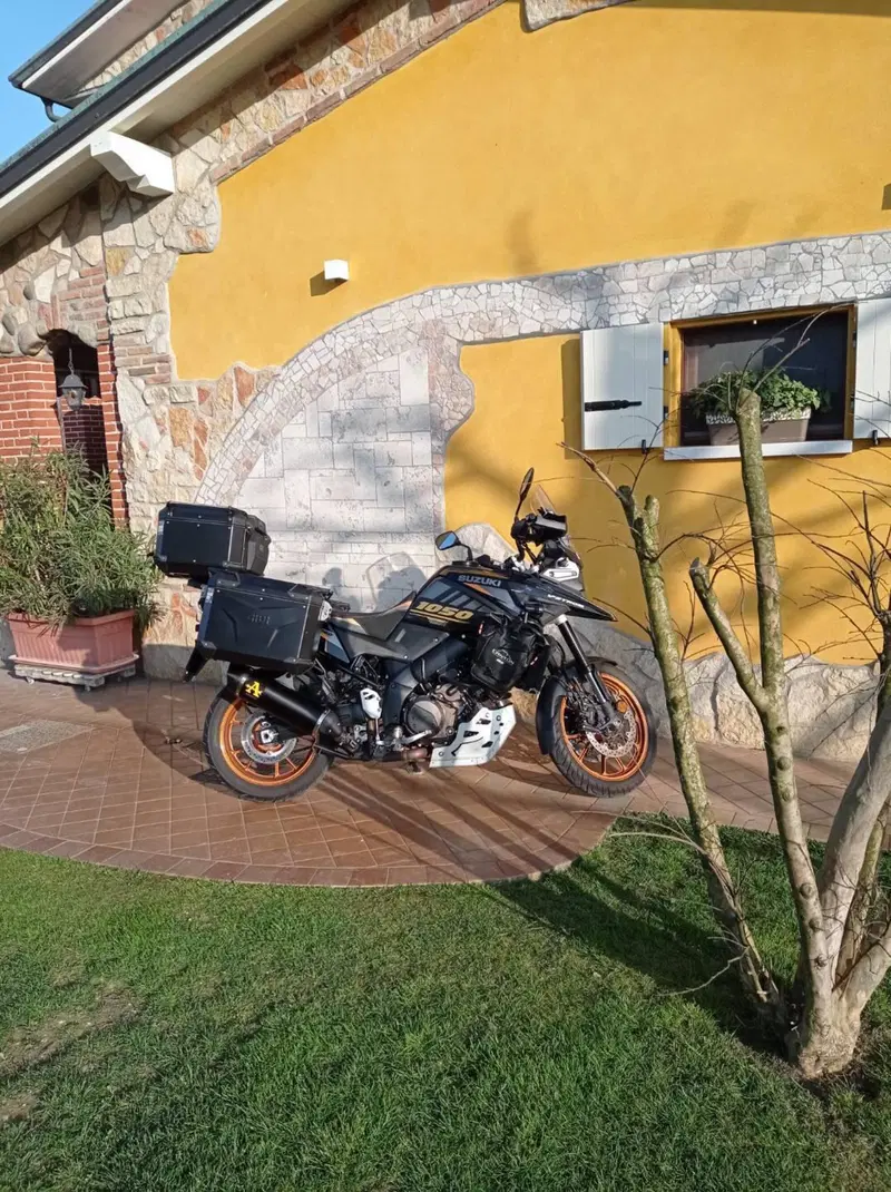 Suzuki V-Strom 1050XT (2020 - 23) (5)