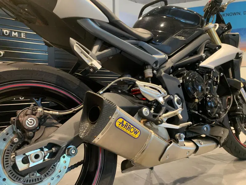 Triumph Street Triple ABS (2013 - 17) (4)