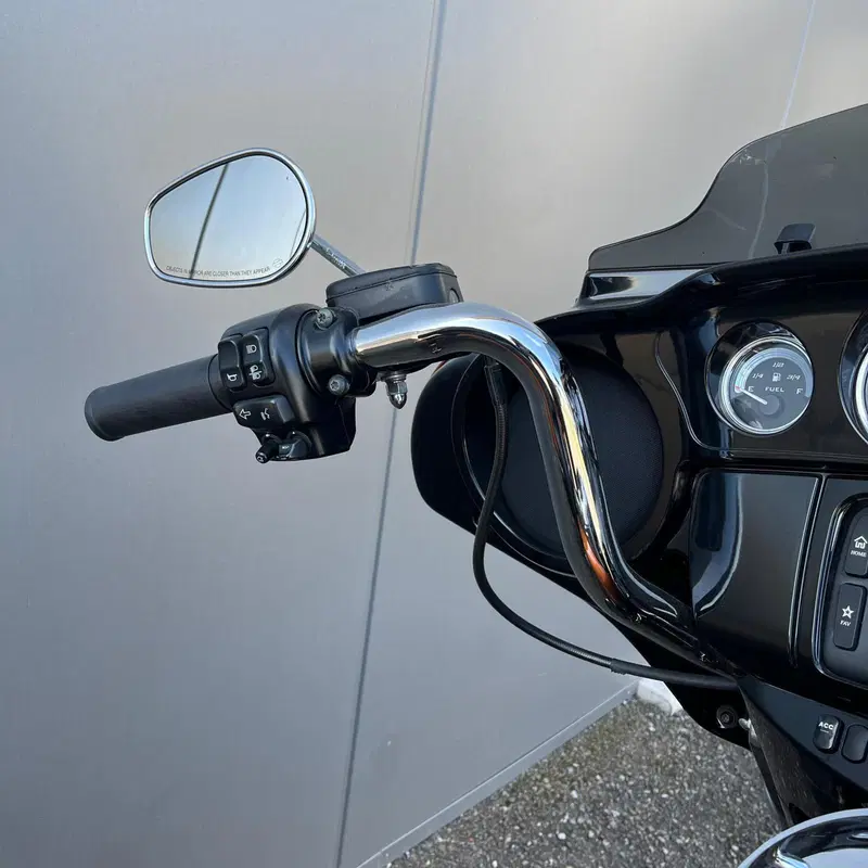 Harley-Davidson 1690 Electra Glide Ultra Limited (2014 - 15) - FLHTK (9)