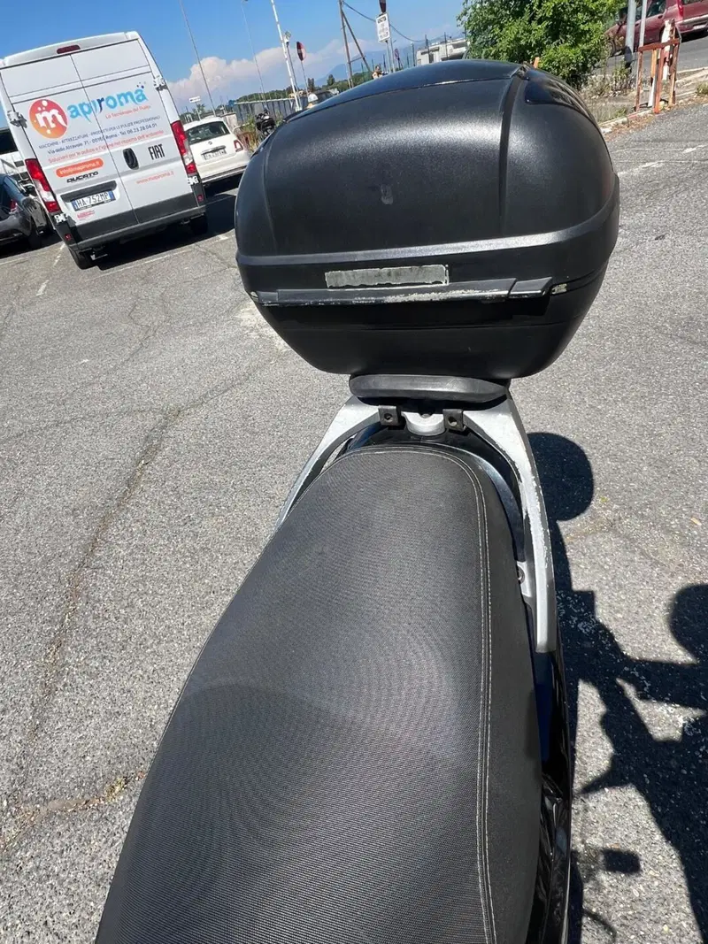 Kymco Agility 200i R16 + (2014 - 17) (11)