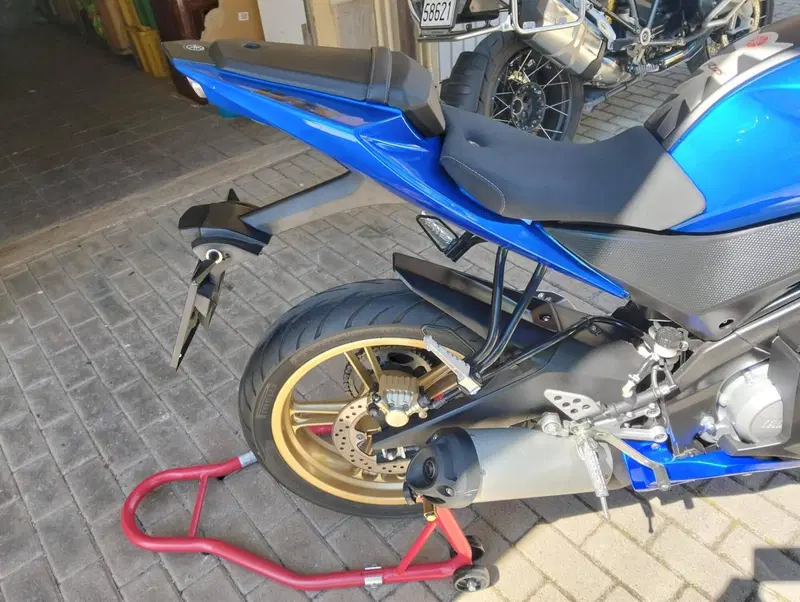 Yamaha YZF R125 (2008 -13) (3)