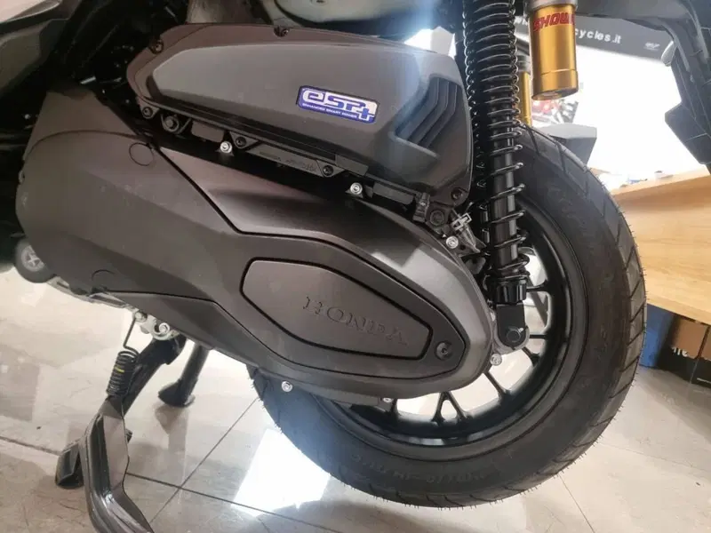 Honda ADV 350 Special Edition (2025 - 26) (11)