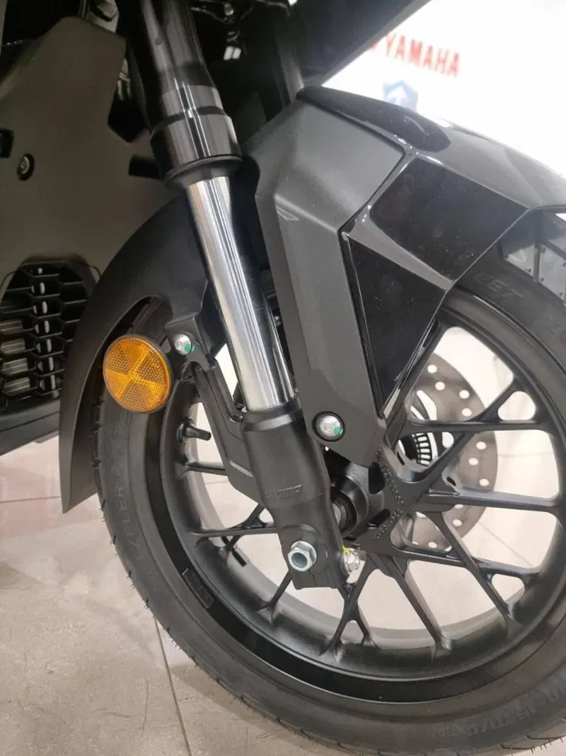 Honda ADV 350 Special Edition (2025 - 26) (12)
