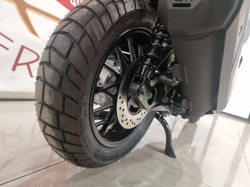 Honda ADV 350 Special Edition (2025 - 26) (13)