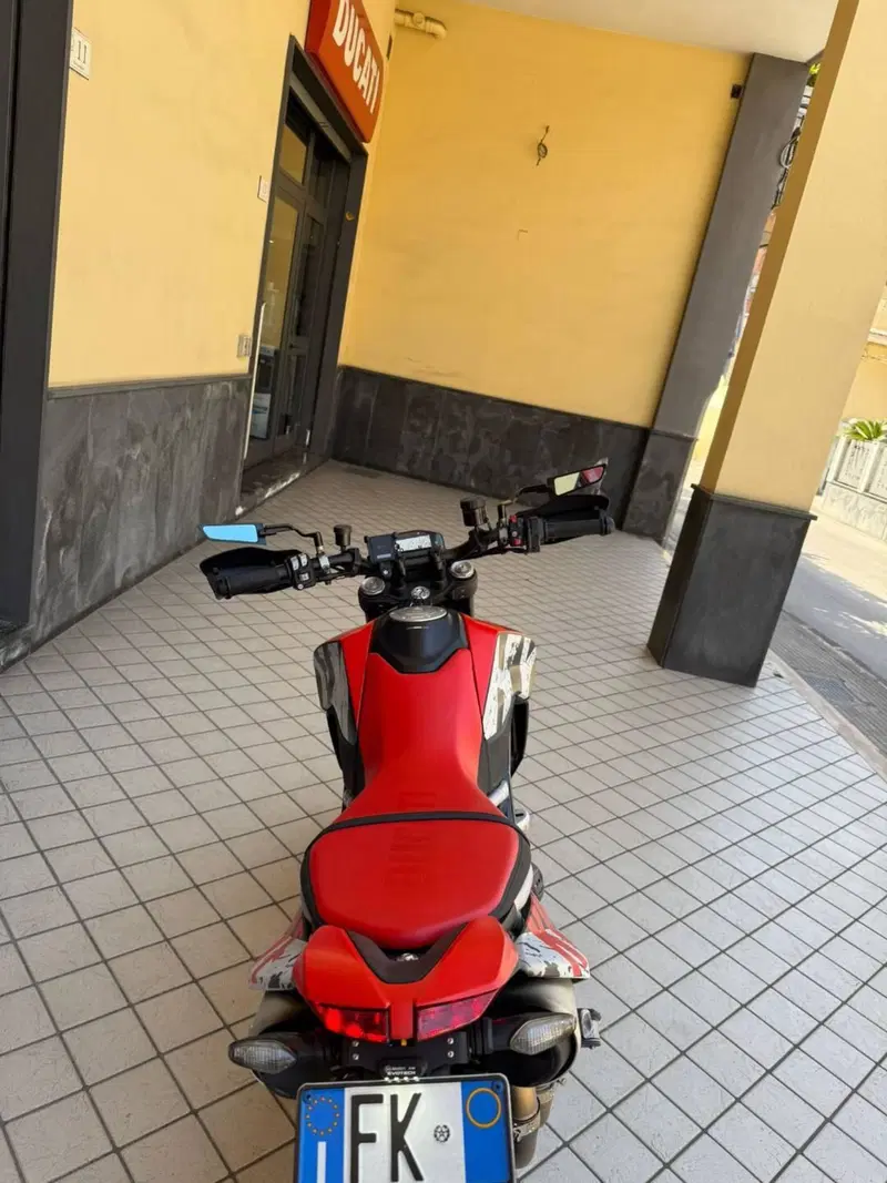 Ducati Hypermotard 950 RVE (2022 - 25) (3)