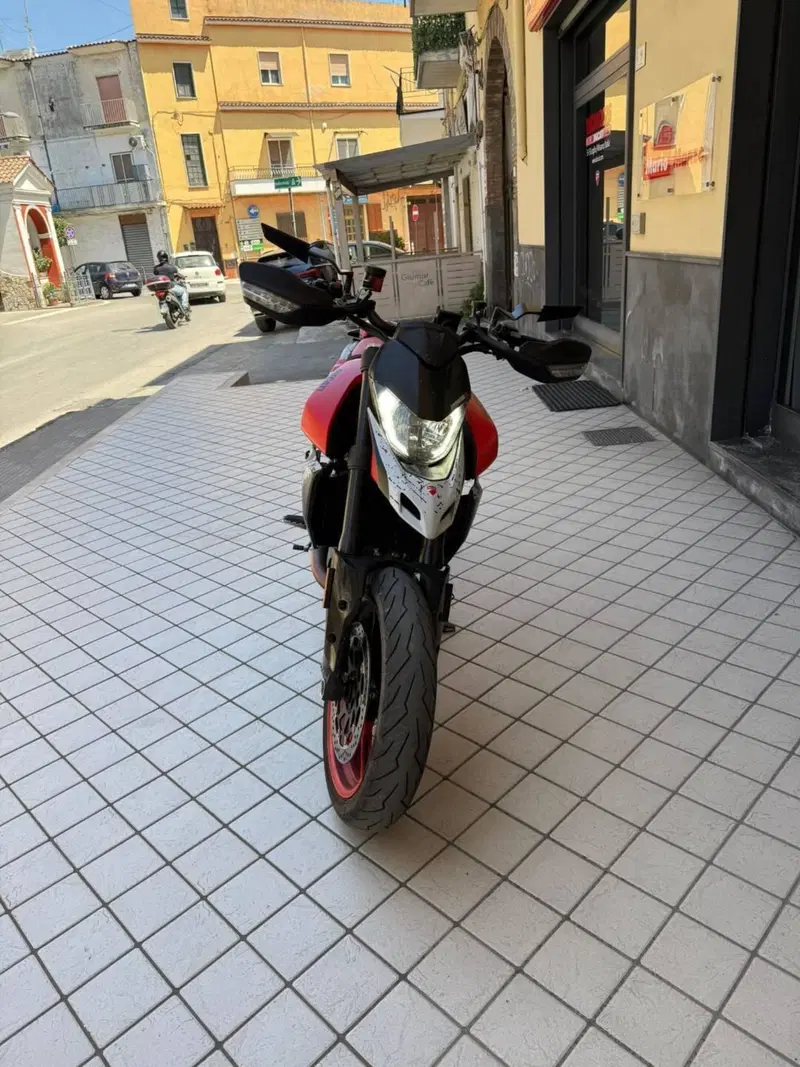 Ducati Hypermotard 950 RVE (2022 - 25) (5)