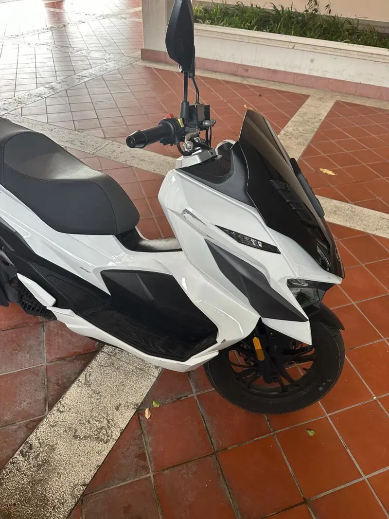 Sym Jet X 125 (2021 - 24) (6)