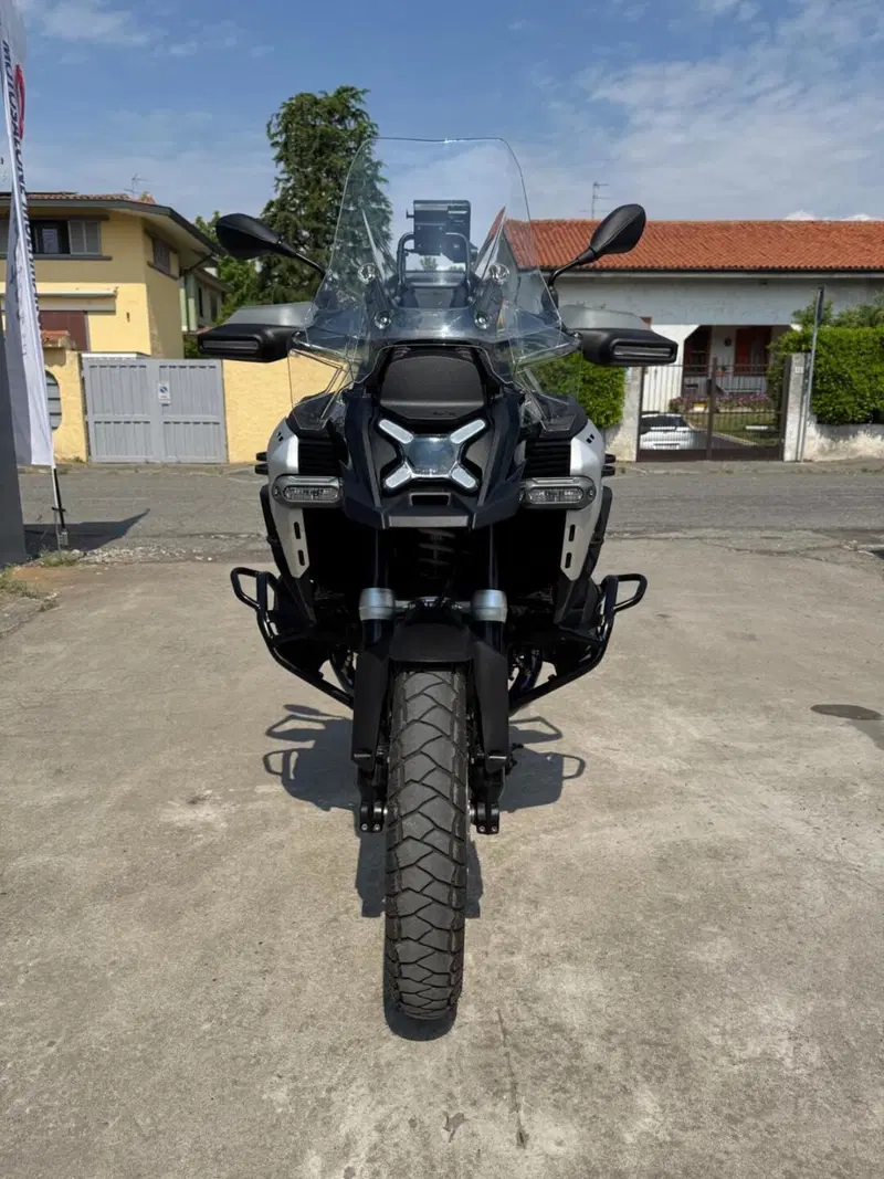 Bmw R 1300 GS Adventure Triple Black (2025 - 26) (3)