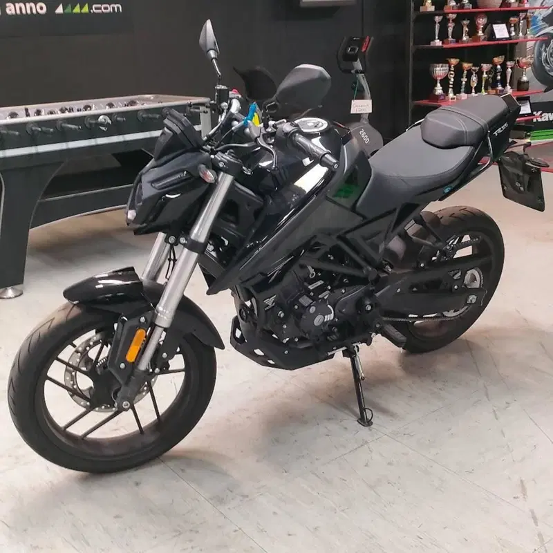 Voge Brivido 125R (2023 - 26) (2)