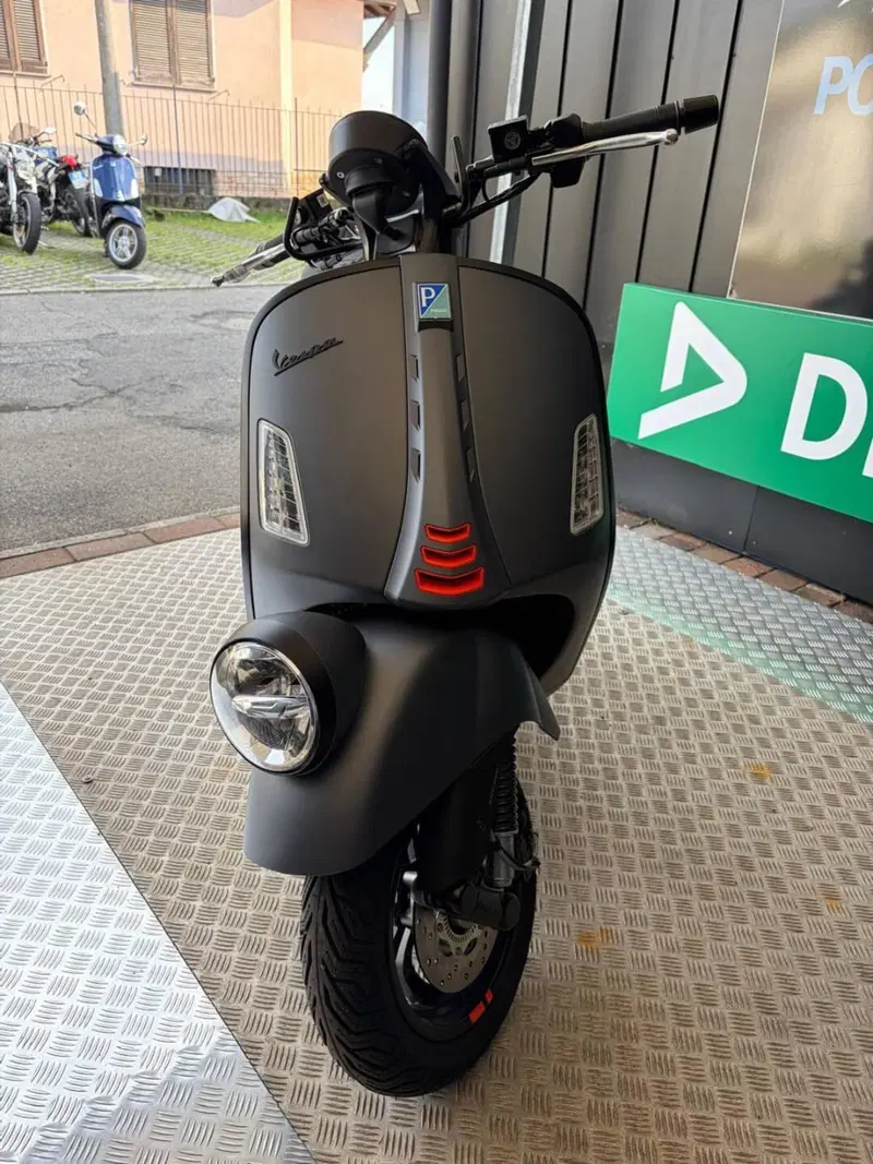 Vespa GTV 310 (2025 - 26) (4)