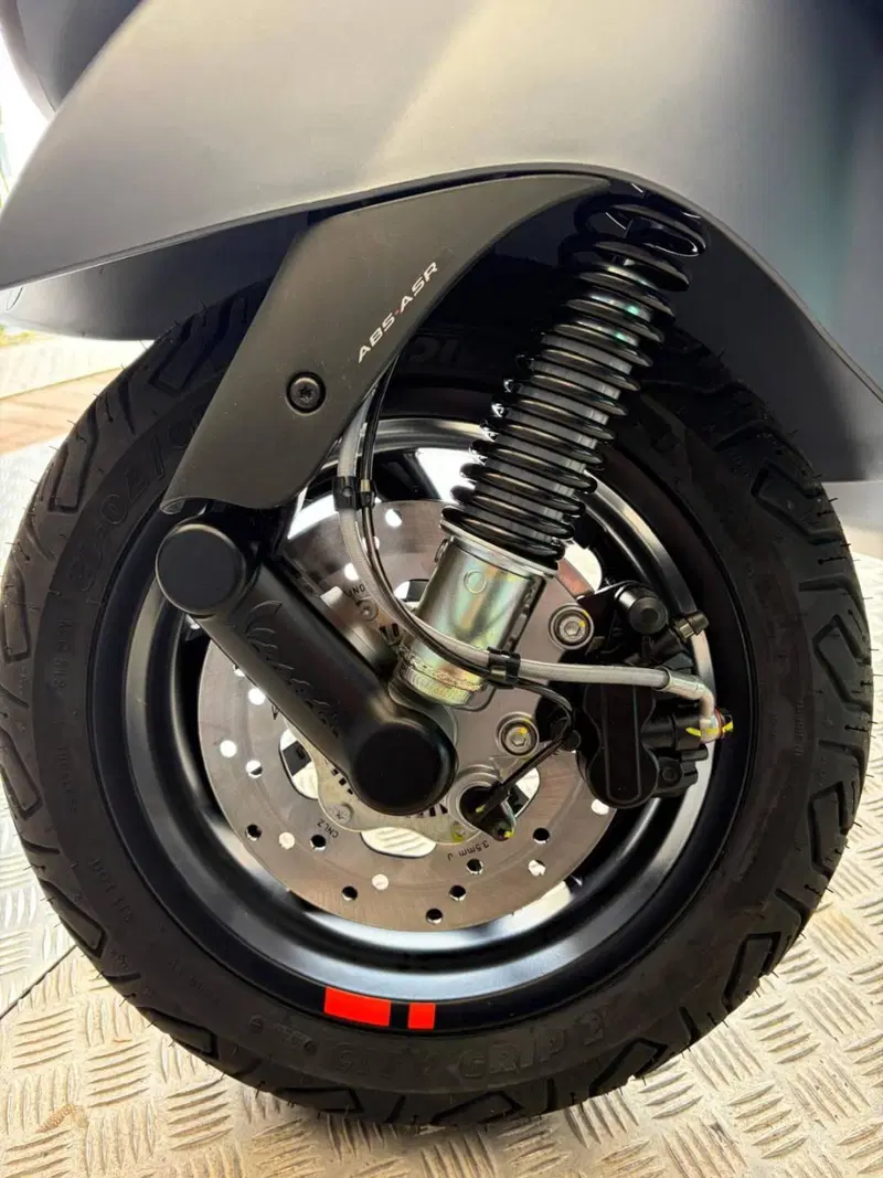Vespa GTV 310 (2025 - 26) (11)