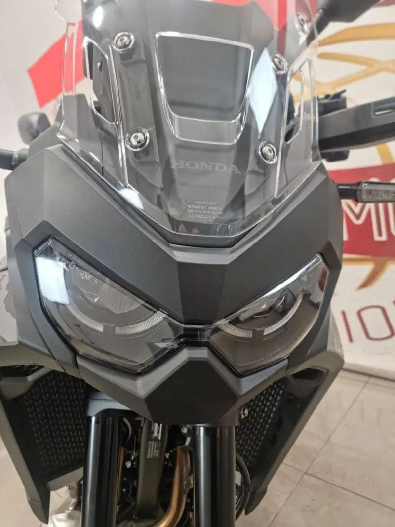 Honda Africa Twin CRF 1100L ES (2024 - 26) (4)