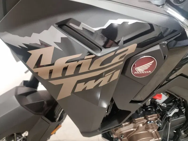 Honda Africa Twin CRF 1100L ES (2024 - 26) (5)