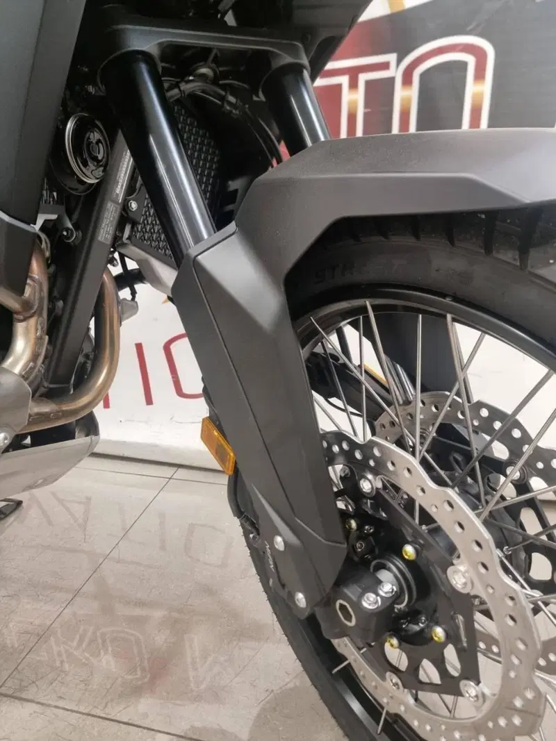Honda Africa Twin CRF 1100L ES (2024 - 26) (10)