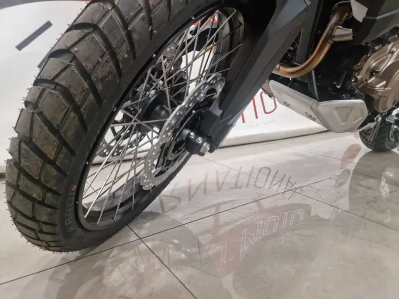 Honda Africa Twin CRF 1100L ES (2024 - 26) (13)