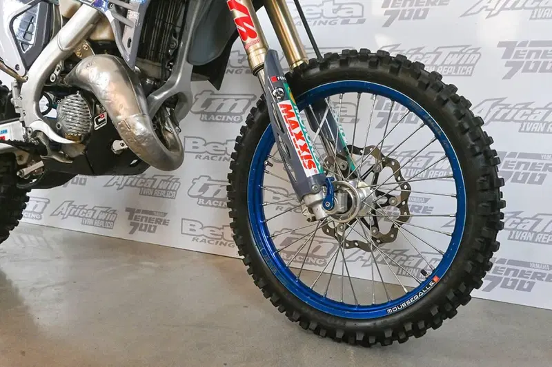 Tm Moto EN 125 ES Fi 2T (2025) (2)