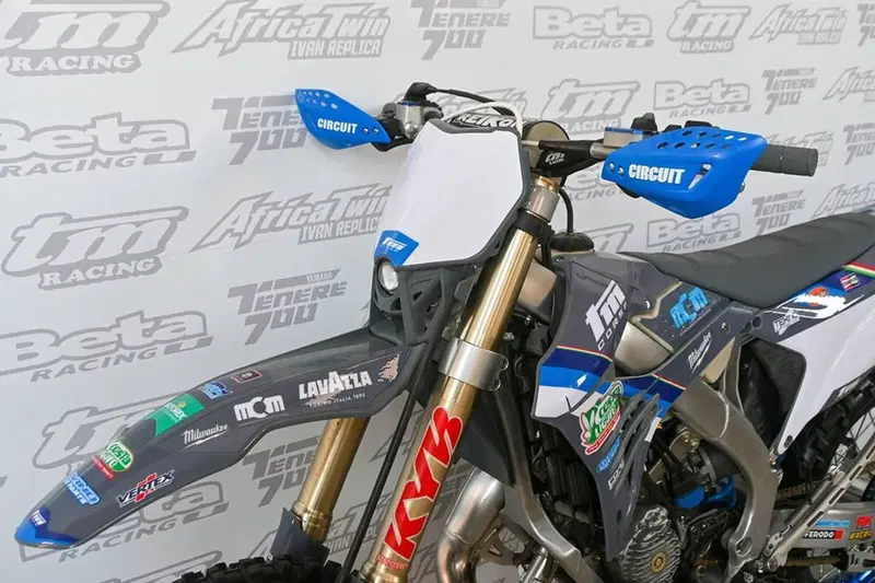 Tm Moto EN 125 ES Fi 2T (2025) (10)
