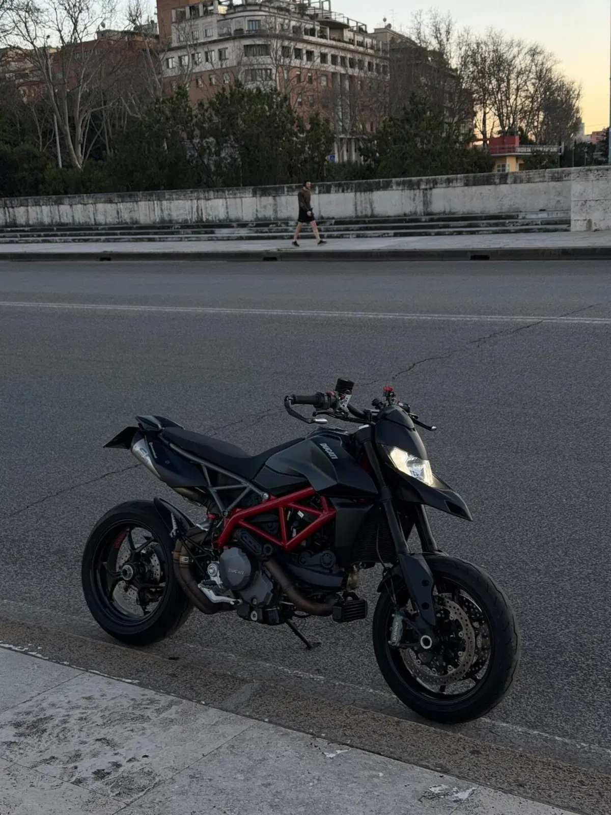 Ducati Hypermotard 950 (2022 - 25)