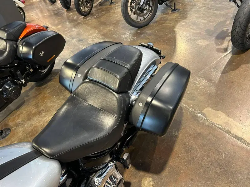 Harley-Davidson 107 Sport Glide (2018 - 20) (3)