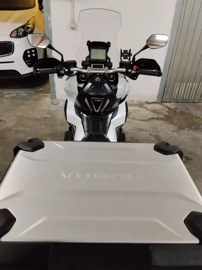 Honda X-ADV 750 (2018 - 20) (2)