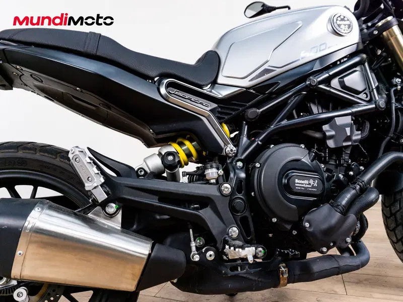 Benelli Leoncino 800 (2022 - 26) (4)