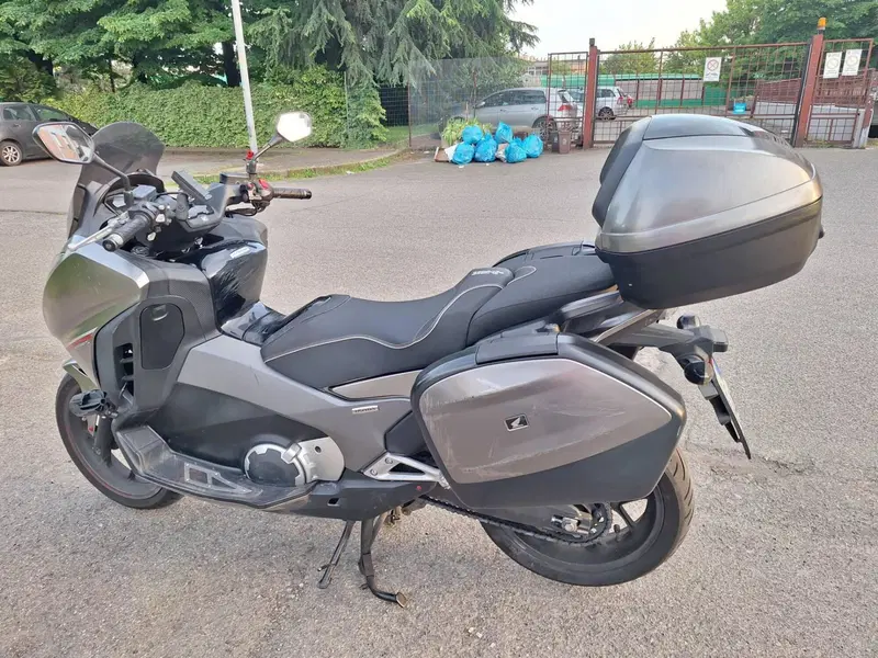 Honda Integra 750 DCT Sport (2017) (7)