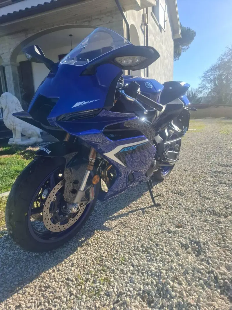 Yamaha YZF R9 (2025 - 26) (2)